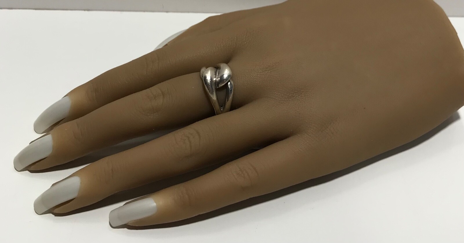 925 NF Sterling Silver Interlocking Loop Ring Siz… - image 1