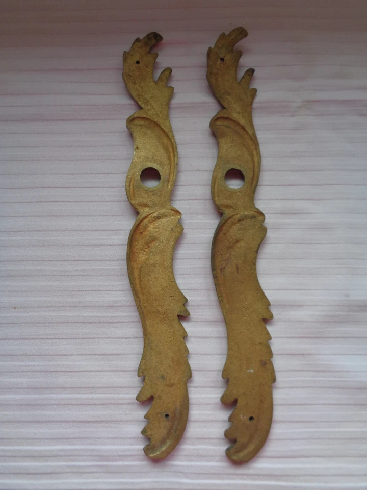 PAIRE DE PLAQUE DE PROPRETE EN BRONZE STYLE LOUIS XV NUMEROTE 3526 - Photo 2/4