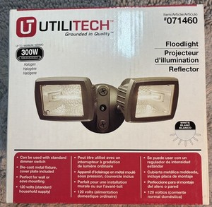 UTILITECH Halogen Floodlight with two 150-watt halogen bulbs (included) #071460