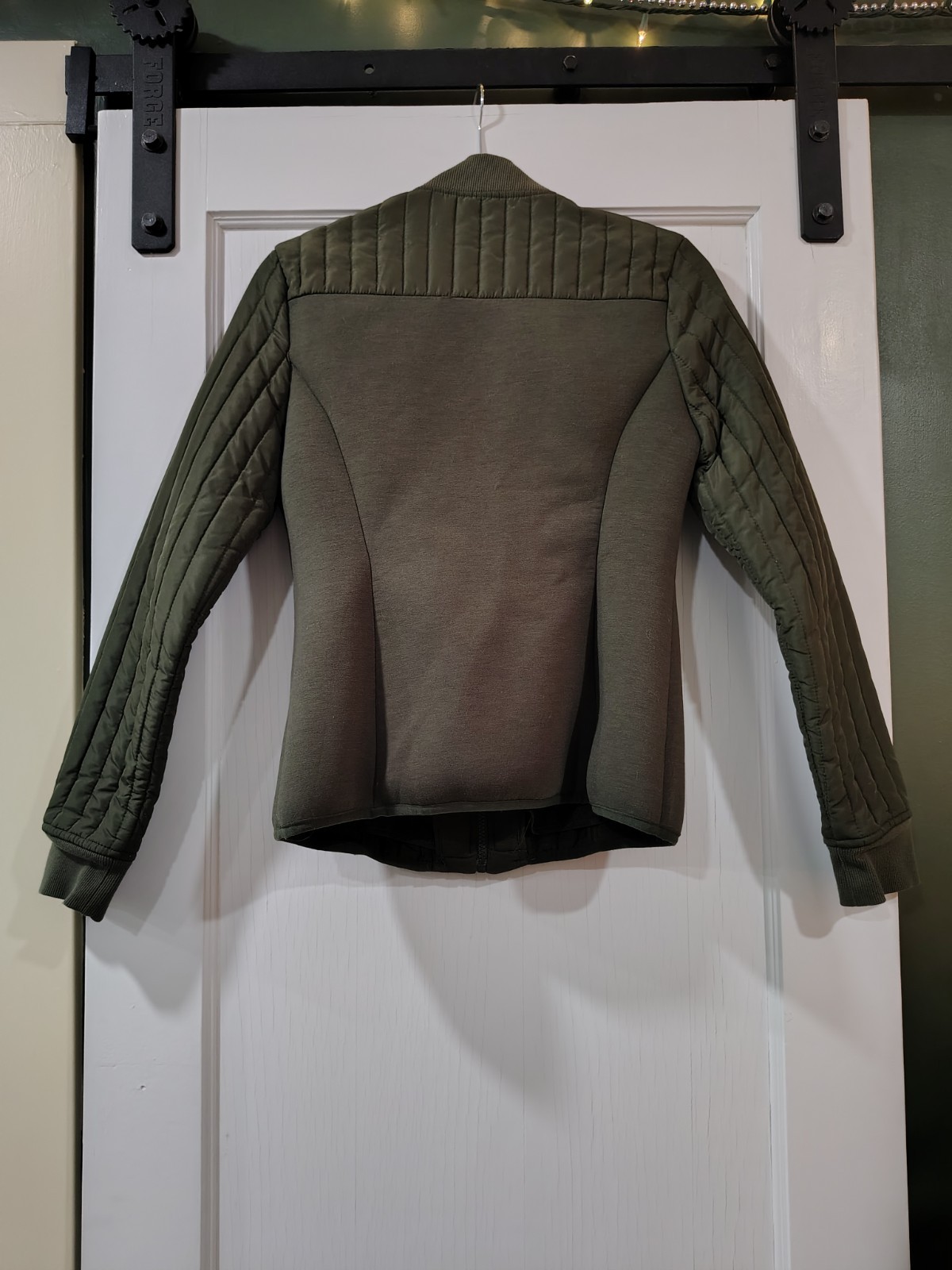 Fabletics Medium Green Lightweight Puff Zipper Ja… - image 12