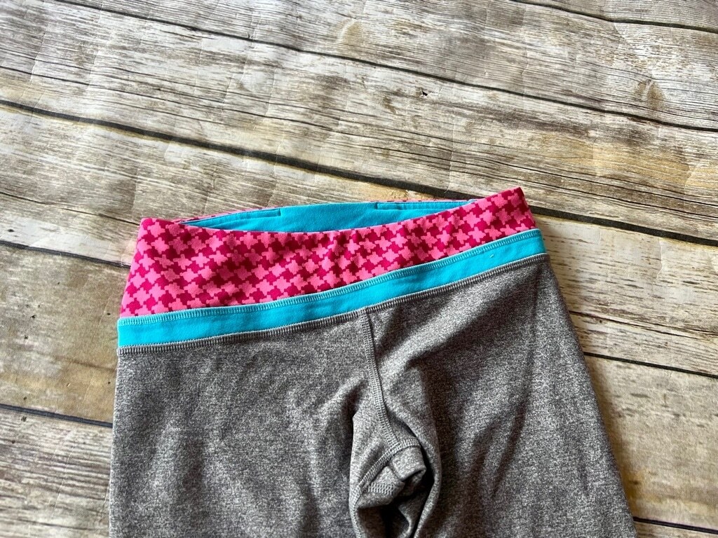 Picture 2 of 5