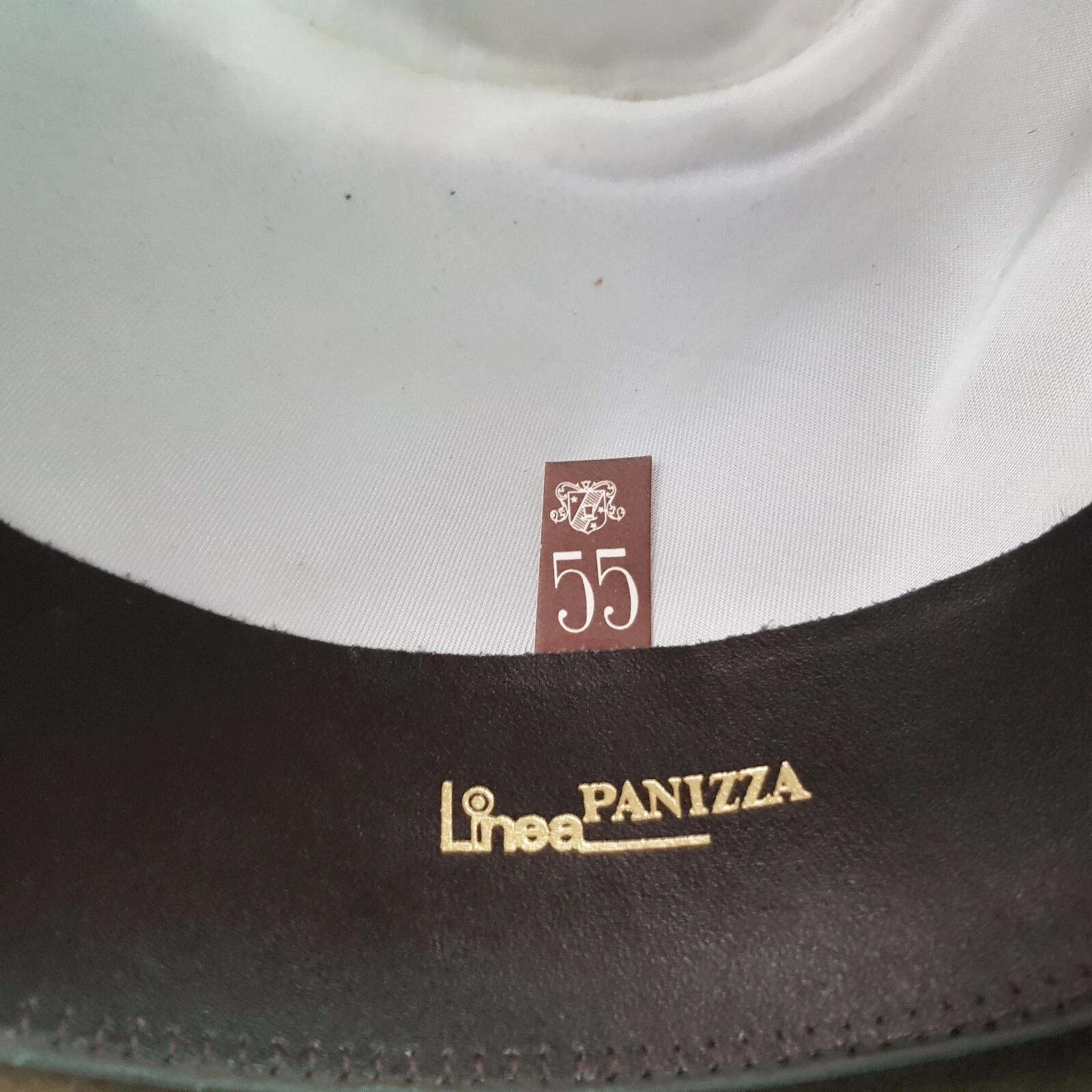 Foto 14 di 15