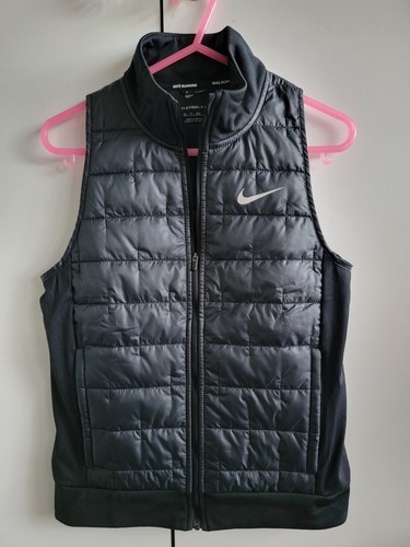 NIKE THERMA-FIT RUNNING GILET VEST SIZE XS (DD6084 010) BLACK - Picture 1 of 6