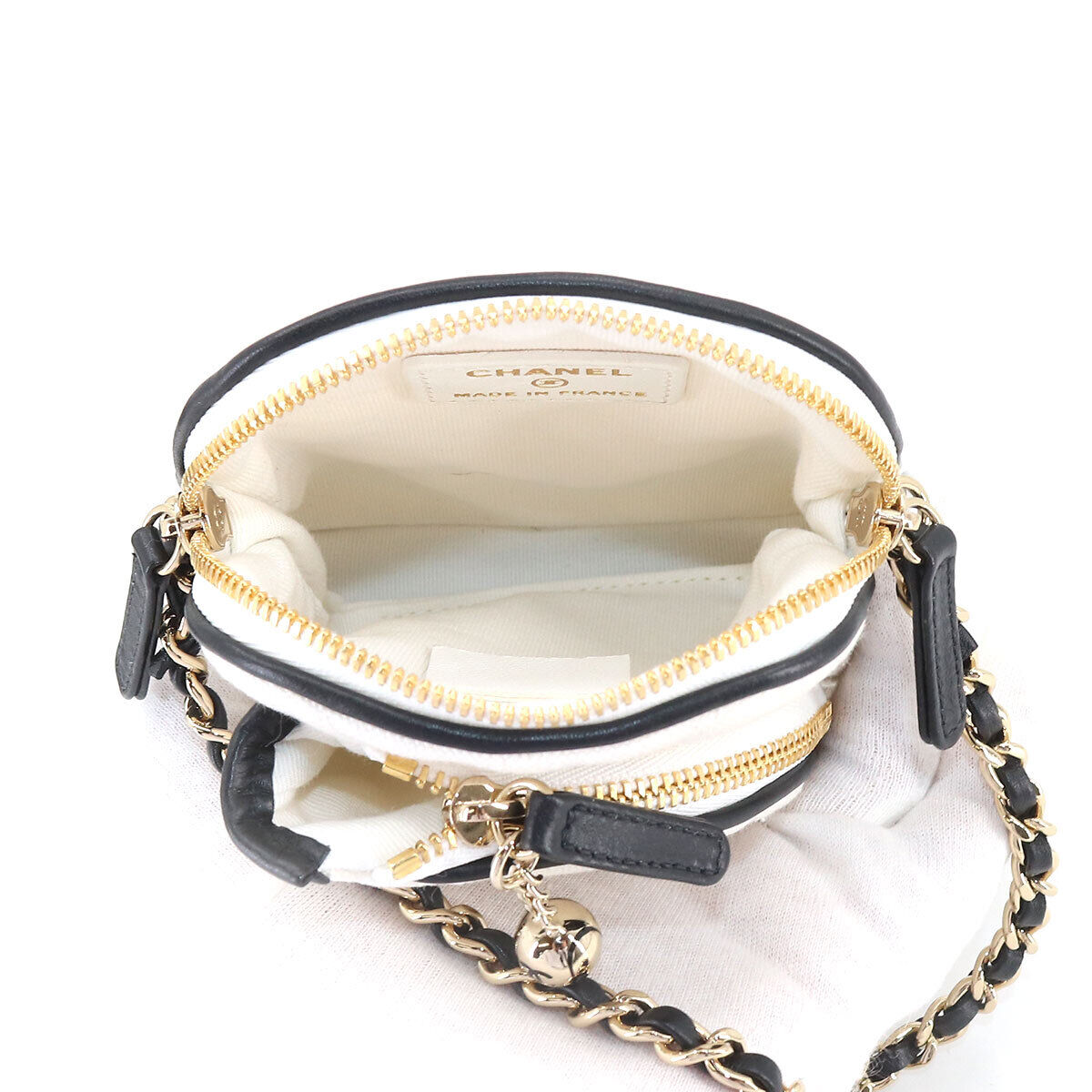Chanel CC Top Handle Vanity Case with Chain Quilted Caviar Small - ShopStyle