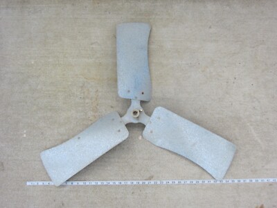 35½'' Dia, 5/8'' Bore Dia, CW 3-Wing Fan Blade, Used