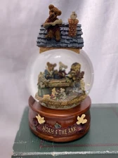 Boyd's Bears NOAH’S ARK - Musical Snow Globe Singing In The Rain Ltd Edition EUC