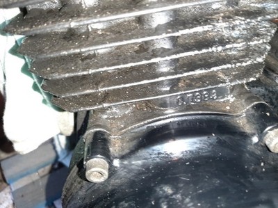Ich Biete einen 750 ccm Kawasaki Motor der in einer GPZ Verbaut war zum Kauf an 