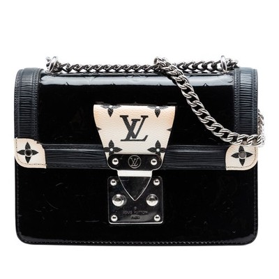 Louis Vuitton Monogram Vernis Wynwood Pre-Loved Shoulder Bag Black