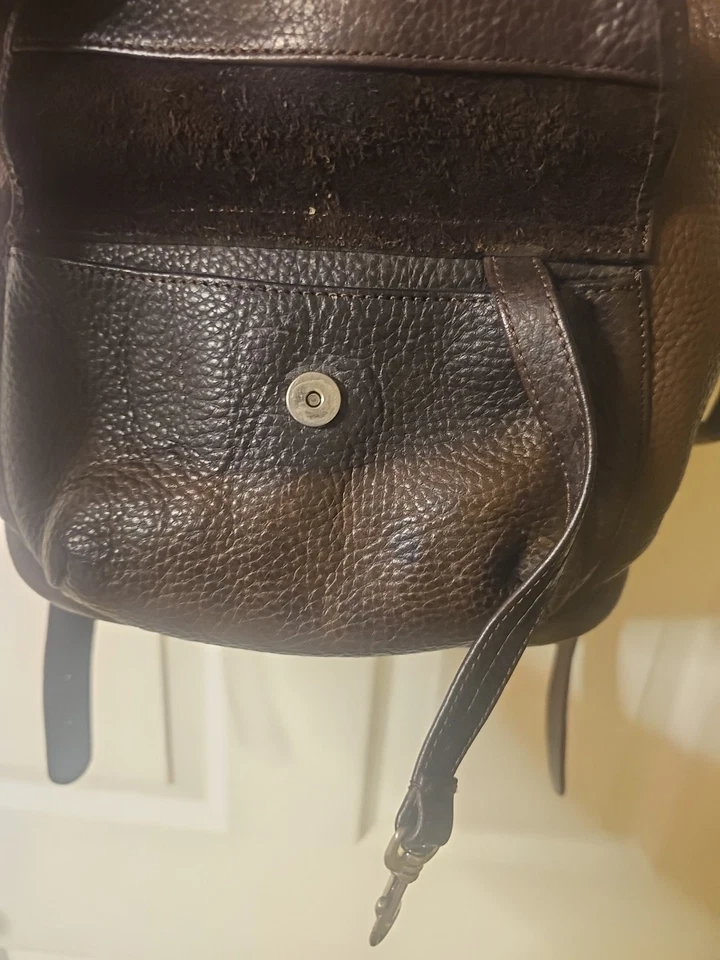 Mochila de cuero marrón vintage Eddie Bauer Foto 3 de 4