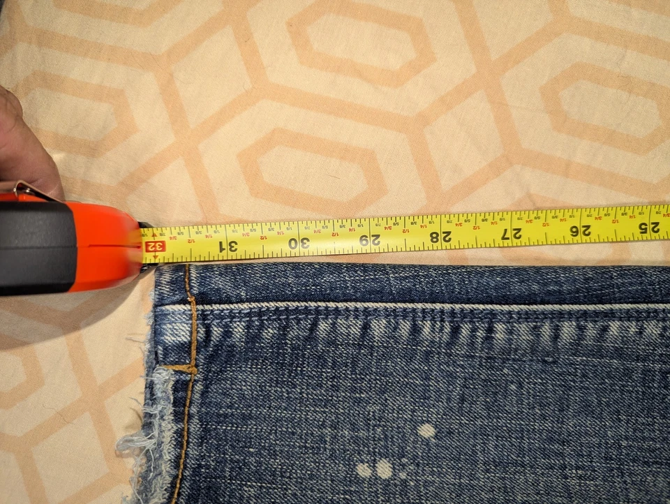 Pantalones de mezclilla para hombre Akoo desgastados con salpicaduras de pintura y bordado talla 34x32 Foto 3 de 4