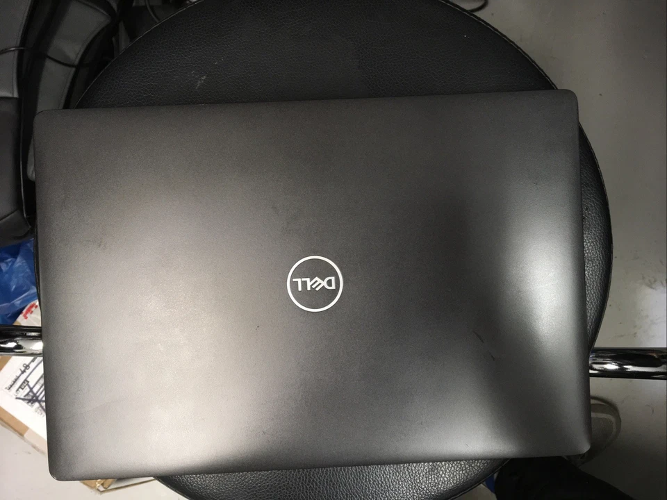 Dell Latitude 5300 · i5-8365U · 8GB · 256GB, photo 2 of 5
