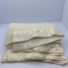 Vintage ACRYLIC Yellow Blanket Thermal Crib Baby Waffle Weave Satin Trim