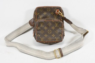 Q99J11 Vintage Louis Vuitton Leder Tasche Monogramm