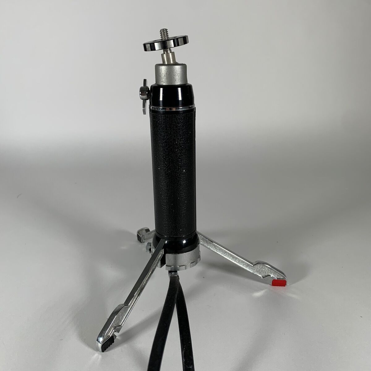 s-l1200.jpg s-l1200.jpg