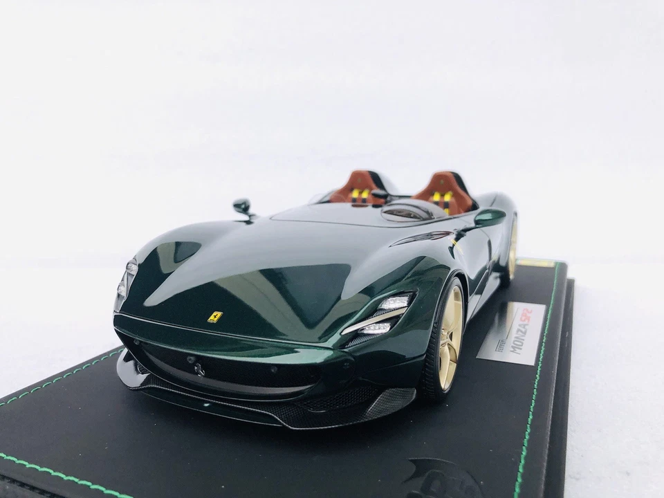 1/18 BBR Ferrari Monza SP2 Dark Green Limited 24 PCS With Display Case - Image 4 of 4