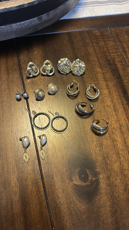 8 pairs of women’s costume earrings 