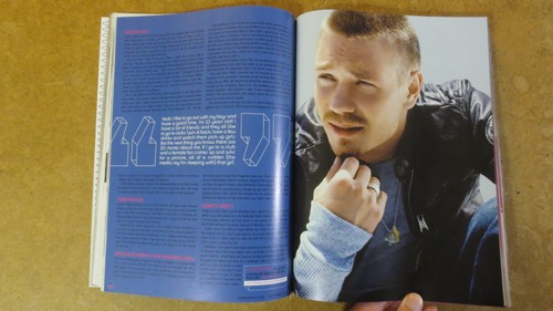 Teen People Magazine - One Tree Hill - Chad Michael Murray - Carrie Underwood - Picture 5 of 11
