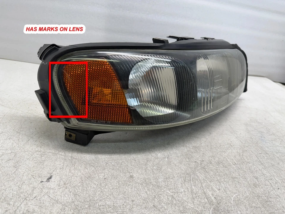 Faro P20586 2001-2004 VOLVO S60 LENTE CRISTAL HALÓGENO LADO PASAJERO 89004609 Foto 2 de 4