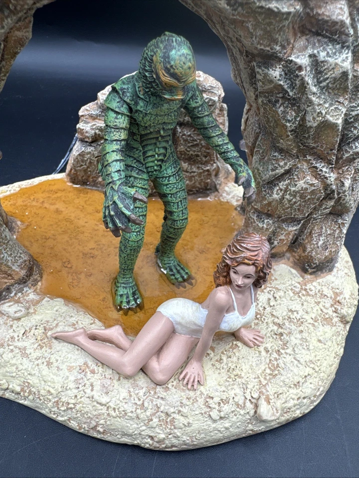 Universal Monsters Creature's Lair - Creature from the Black Lagoon Dept 56 READ - Image 3 of 4