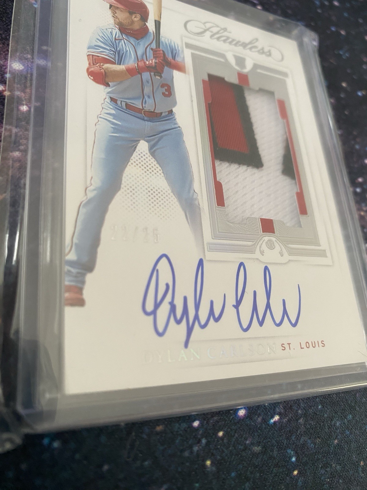 2021 Flawless Dylan Carlson Rookie Patch Auto #RPA-DC /25 Cardinals view 3