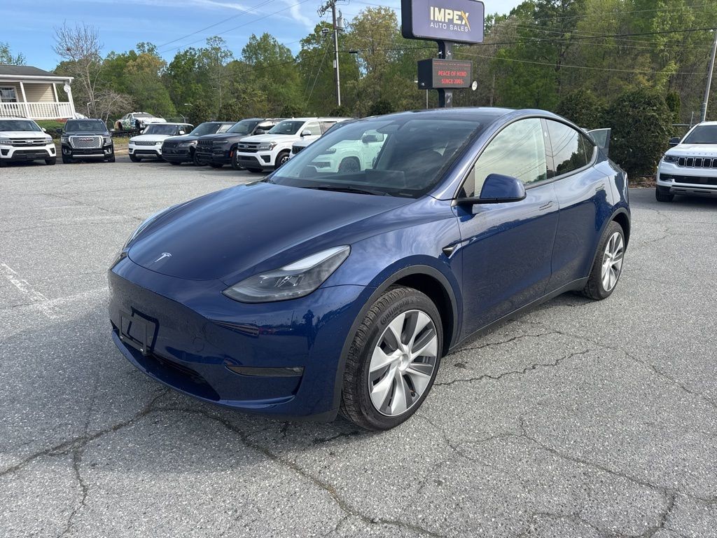 2023 Tesla Model Y Standard Range