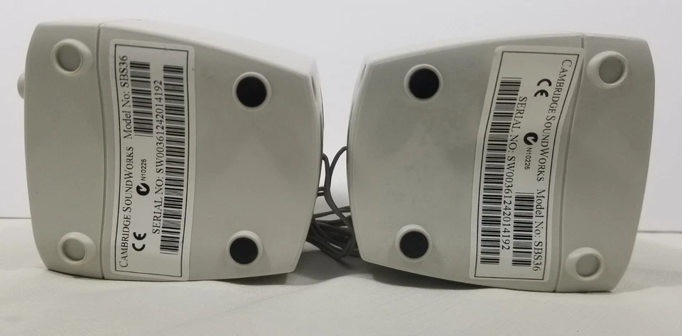 Cambridge SoundWorks Creative GCS300 Powered Computer Speakers Model No. SBS36 - Image 4 of 4