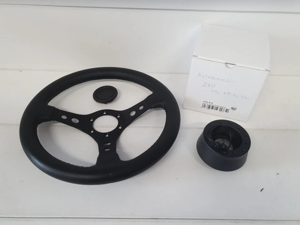 KIT VOLANTE SPORTIVO LE MANS  33 PER  AUTOBIANCHI  Y 10 DAL 1985 AL 1991 - Imagen 3 de 4