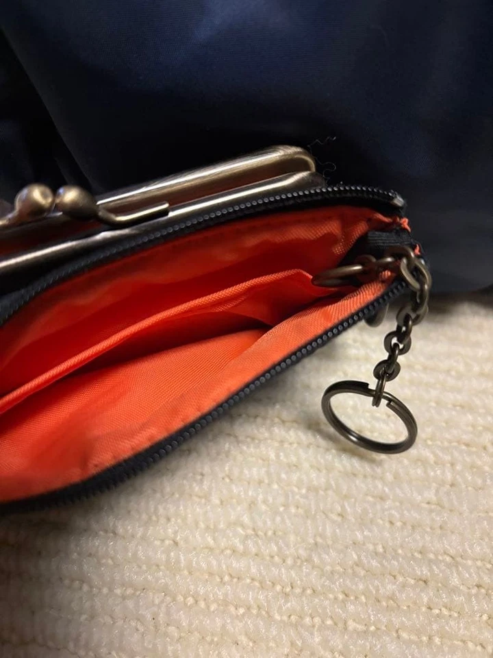 Monedero azul marino con Foto 4 de 4