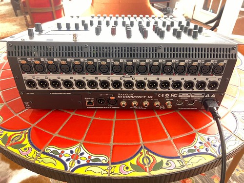 Soundcraft Si Compact Mixer digitale 16 canali - Foto 12 di 12