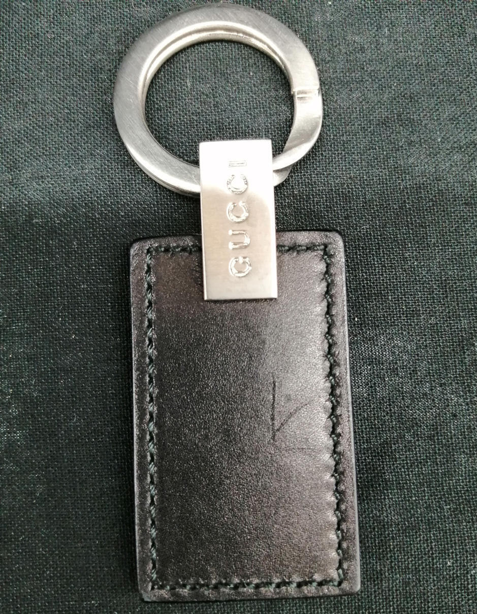GUCCI Black Leather Rectangle Key Ring Chain Hold… - image 4