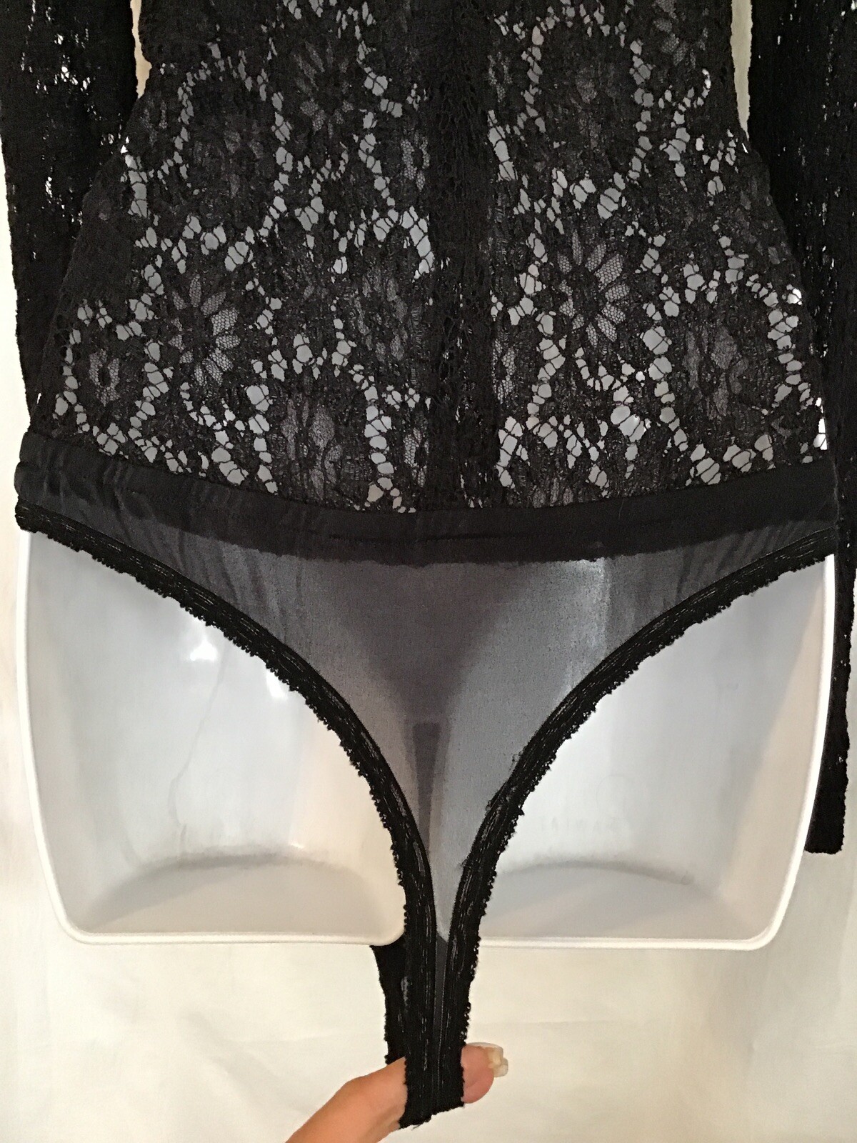 Picture 4 of 12