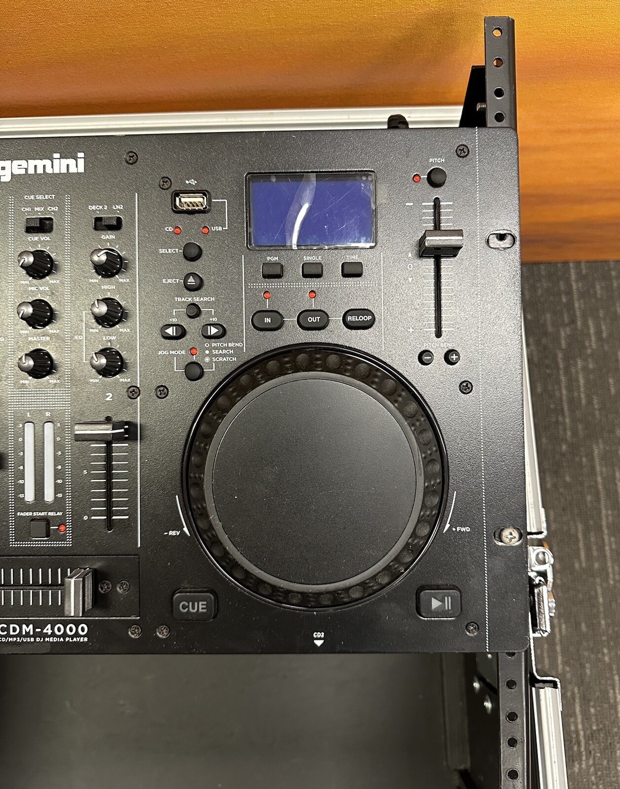 Gemini DJ CDM-4000 CD/MP3/USB DJ Media Player w/ Hard Case | eBay