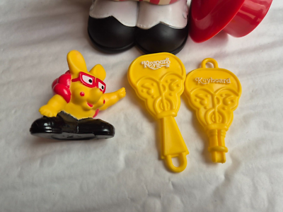 VINTAGE TONKA KEYPERS KEYBOARD PENGUIN TOY COMPLETE HAT BRUSH KEY