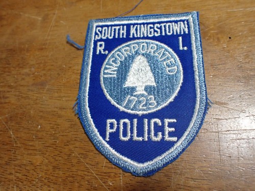 VINTAGE SOUTH KINGSTOWN RHODE ISLAND COLLECTIBLE OBSOLETE SHOULDER PATCH BX25#20