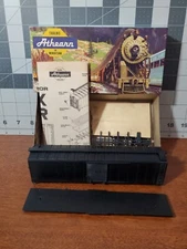 VTG Athearn HO Trains In Miniature 50 Ft S/DR Black Box Car Undecorated #5050