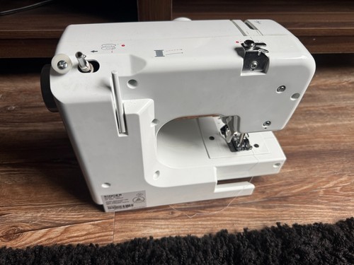 used singer sewing machine for sale - Picture 5 of 7