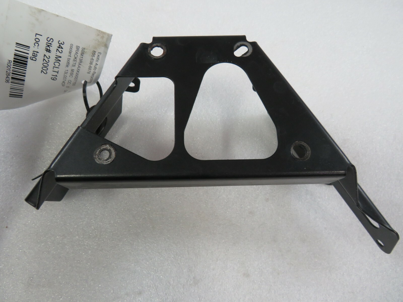 Mclaren 600LT, Coolant Bottle Bracket, Used, P/N 13L0074CP