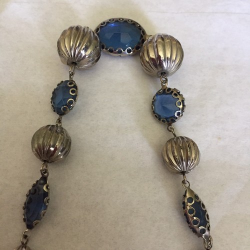 Conjunto de Pendientes Pulsera Collar Cuentas Filigrana Tono Plateado y Cristales Azules Años 60 De Colección - Imagen 11 de 12