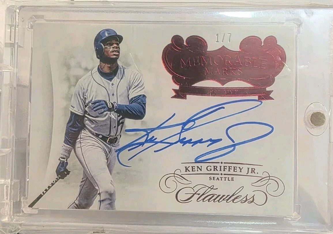 Panini Ken Griffey Jr Baseball Autographed Sports Trading Cards