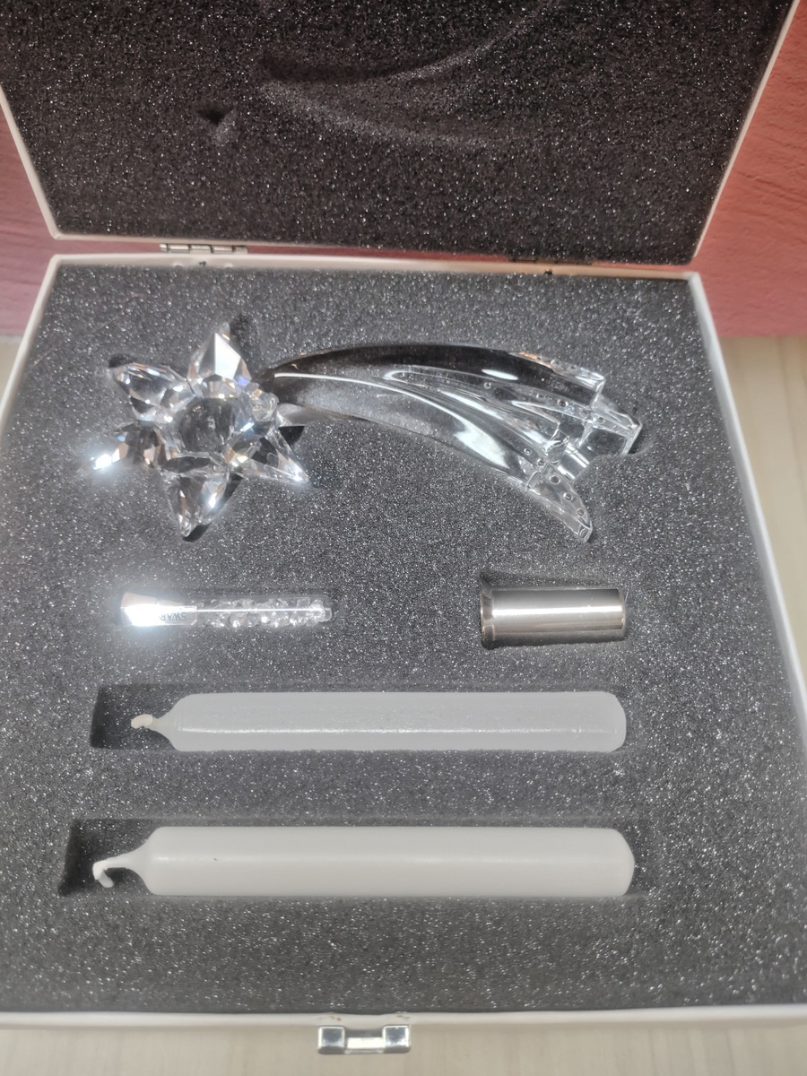 SWAROVSKI FIGURINE SHOOTING STAR CANDLESTICK WITH ORIGINAL BOX