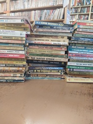 Pocketbook Book Lot 60 Books Mixed Authors
