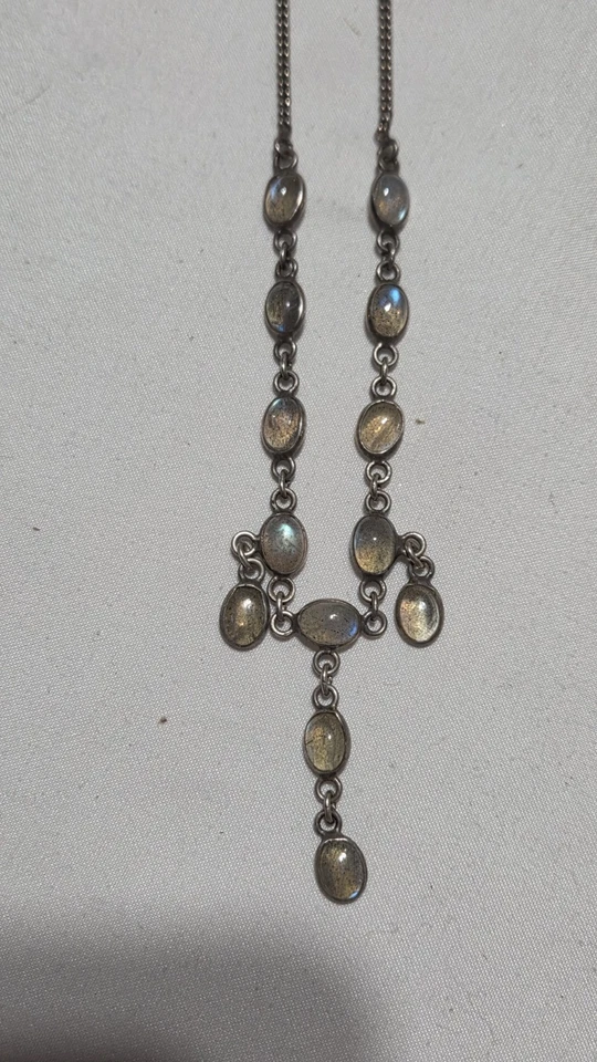 Collar cola de zorro de plata esterlina vintage y único con piedras de labradorita (1075) Foto 2 de 4