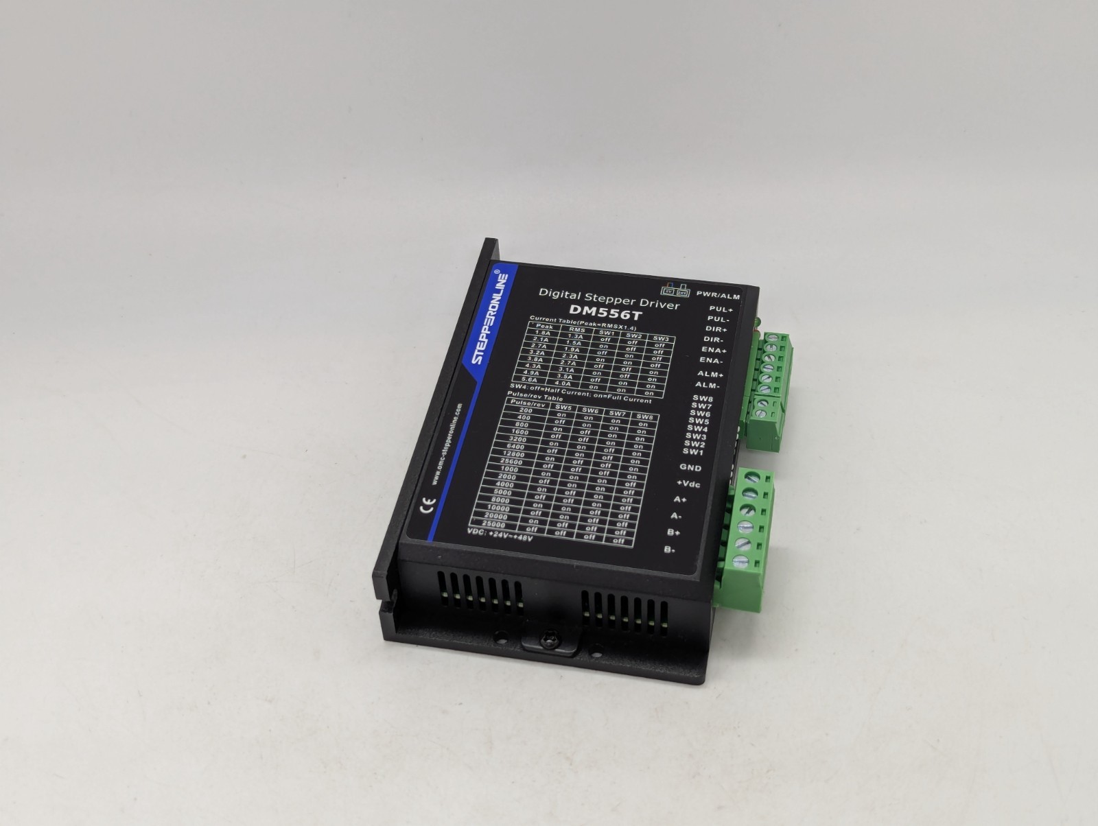 DM556T Digital Stepper Driver controller 1.8~5.6A 20-50VDC for Nema 23 24