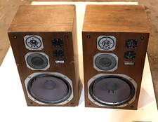 Set of Vintage Yamaha NS-690 II speakers with...