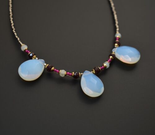 Moonstone droplet necklace, dainty multi stone drop necklace, seed bead jewelry - Picture 3 of 8