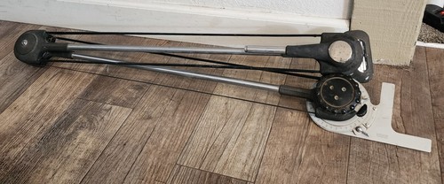 Vemco Model 4100 30" Arm Drafting Machine w/ Screw Mount - Picture 2 of 5