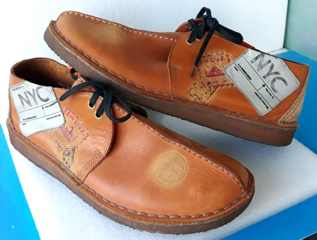 Clarks desert trek clearance travel