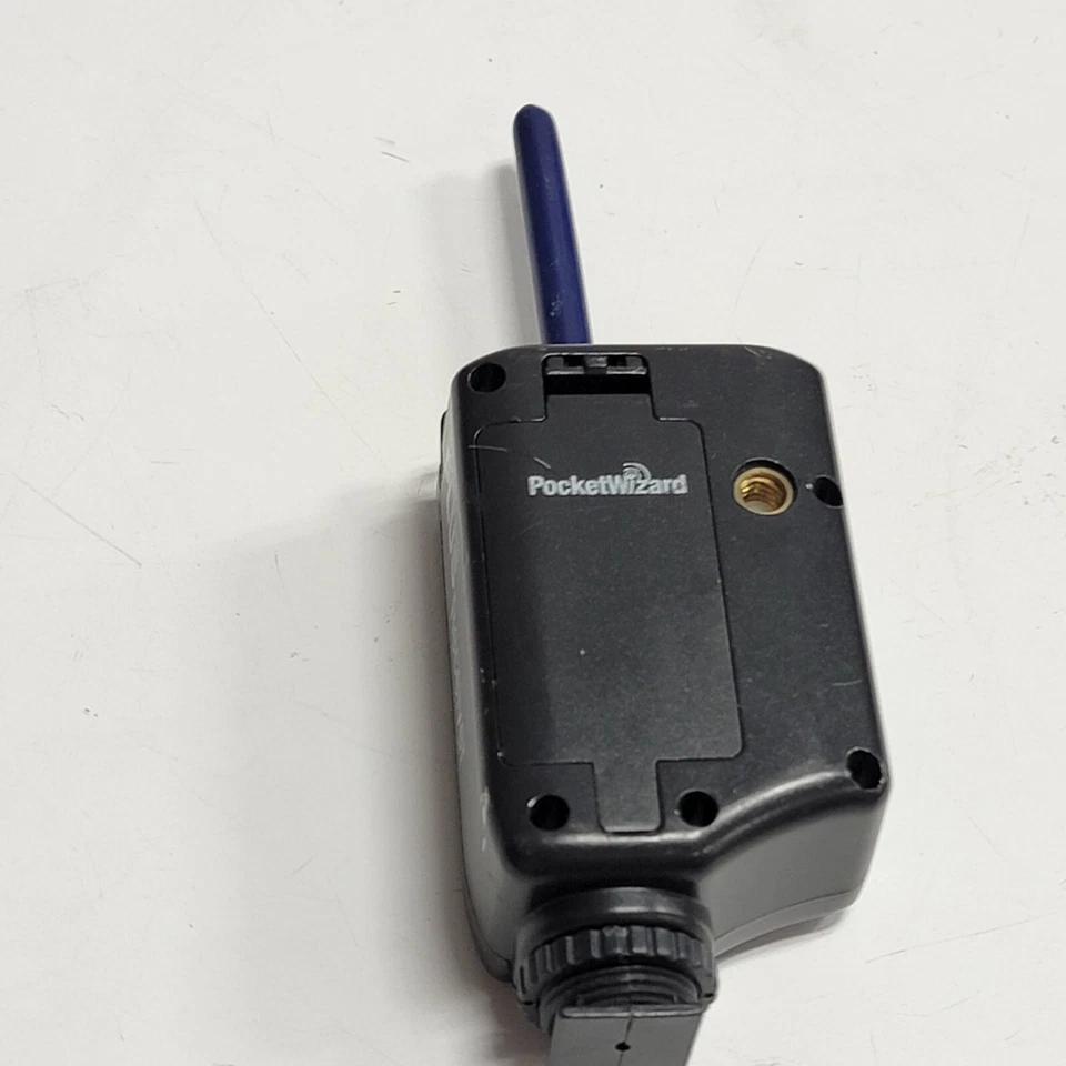 PocketWizard Plus Wireless Digital Receiver -  Won't Power Up Parts Only - Image 4 of 4