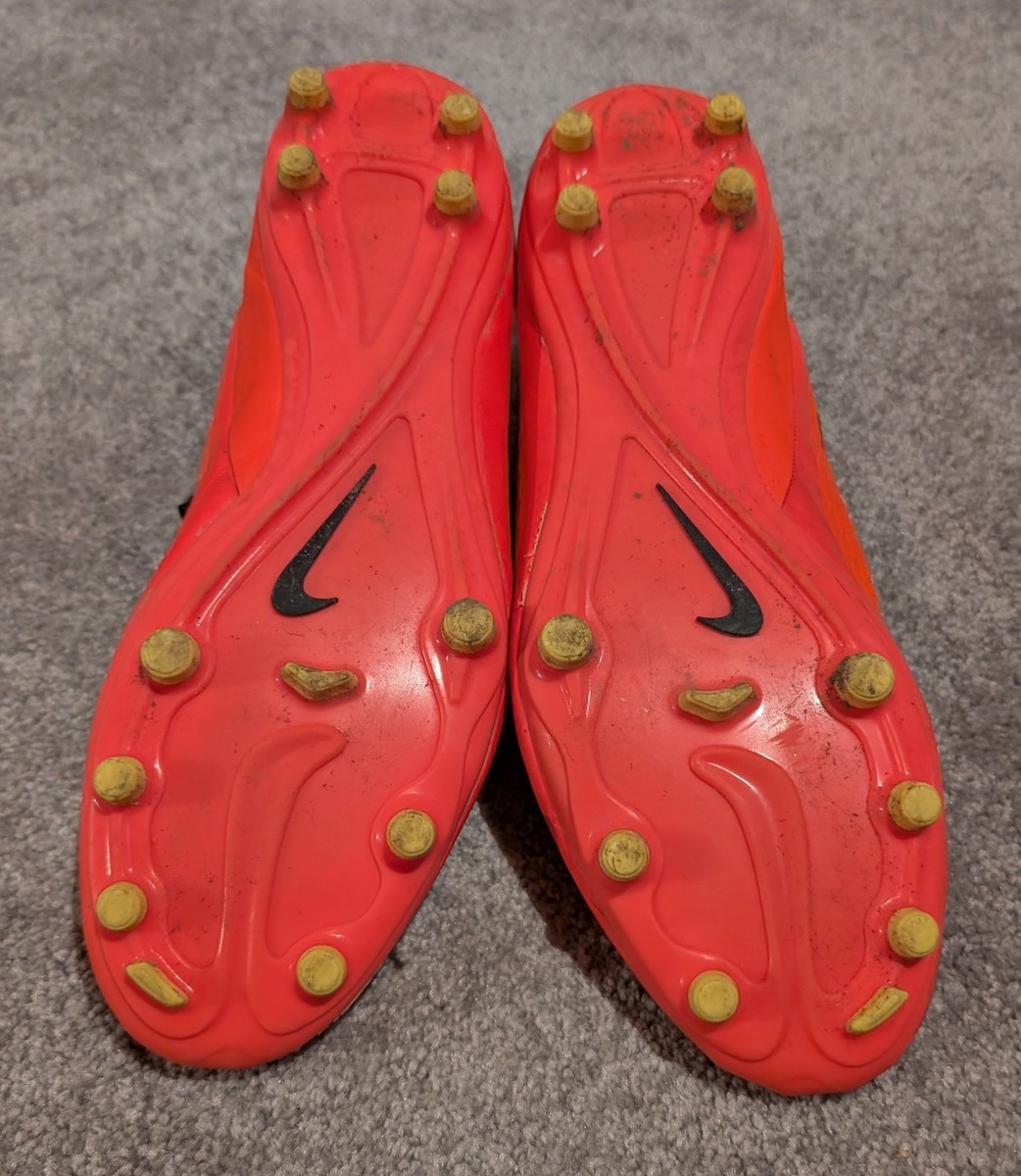 Size 12 - Nike Hypervenom Phantom 1 World Cup Hyper Punch Crimson