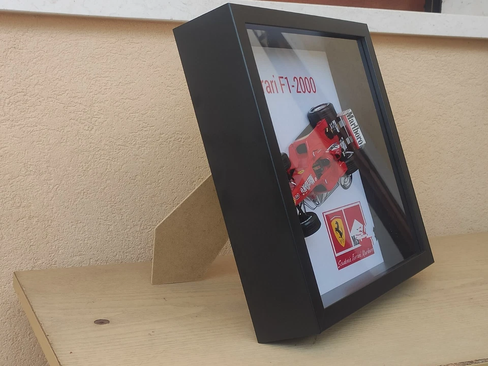 Ferrari F1 F2000 Michael Schumacher Marlb... 1/24 Modellino Altaya Quadro 3D - Immagine 3 di 4